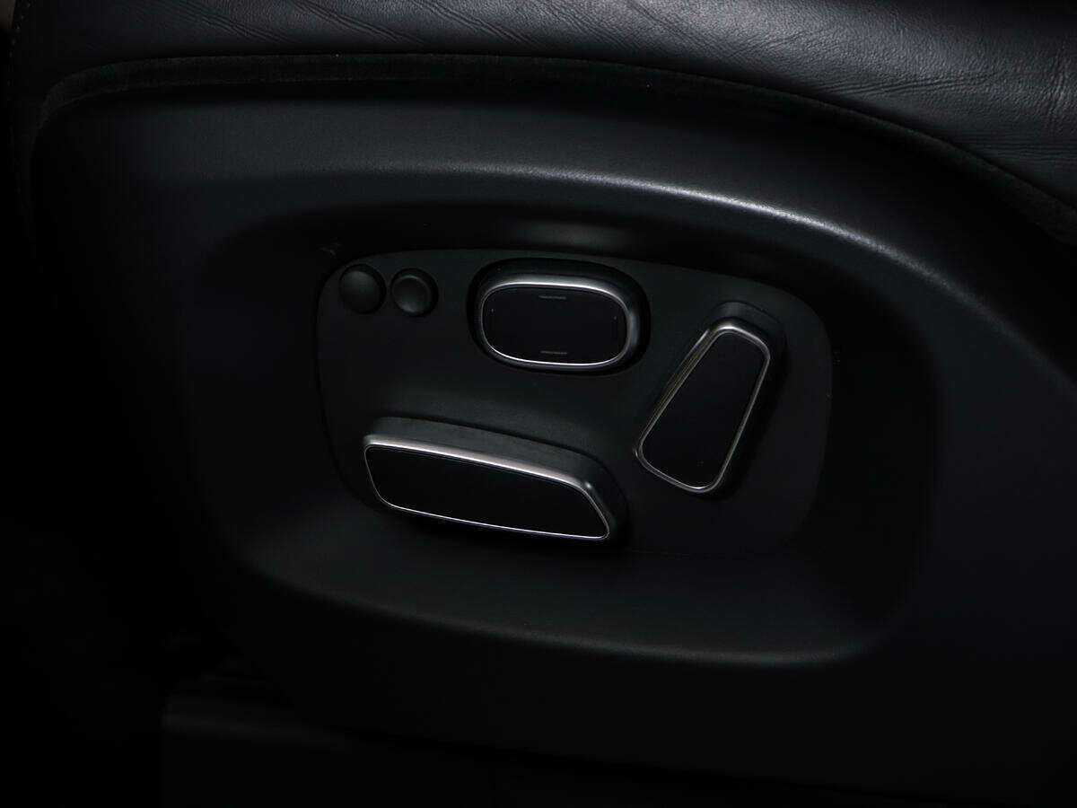 Land Rover Range Rover с пробегом — 2014 год. Фото: #22