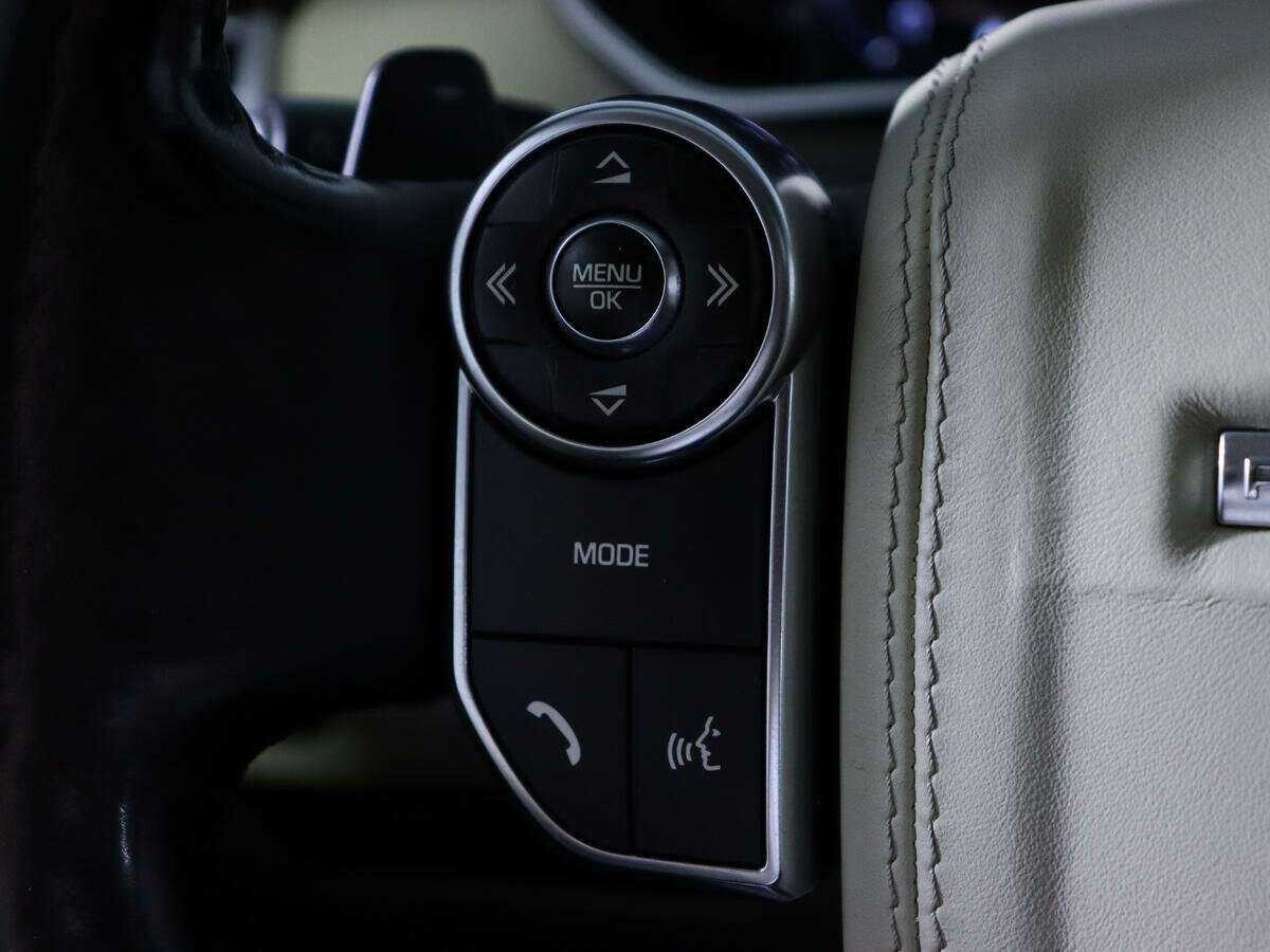 Land Rover Range Rover с пробегом — 2014 год. Фото: #24