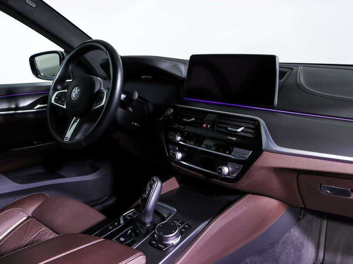 BMW 6 серии с пробегом — 2022 год. Фото: #8