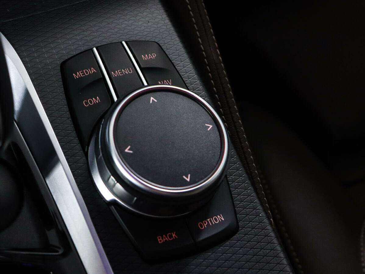 BMW 6 серии с пробегом — 2022 год. Фото: #29