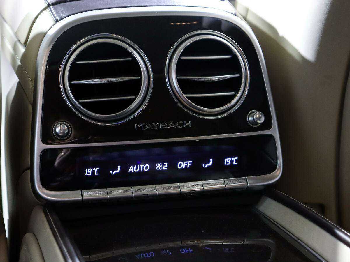 Mercedes-Benz Maybach S-Класс с пробегом — 2016 год. Фото: #32