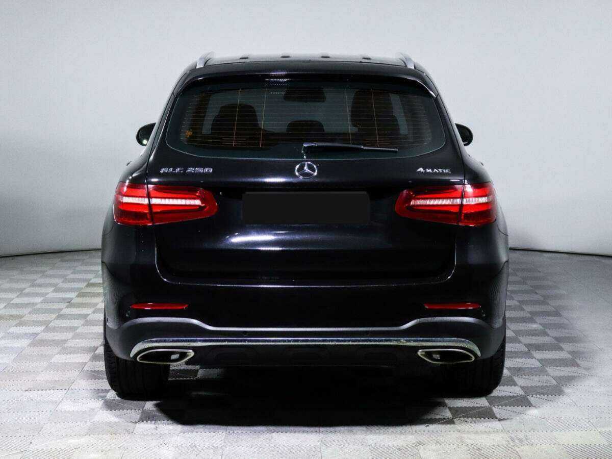 Mercedes-Benz GLC с пробегом — 2015 год. Фото: #5