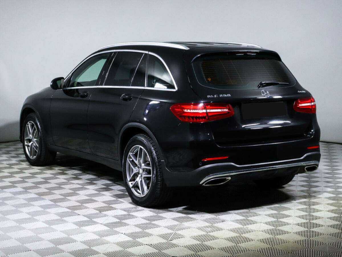 Mercedes-Benz GLC с пробегом — 2015 год. Фото: #6