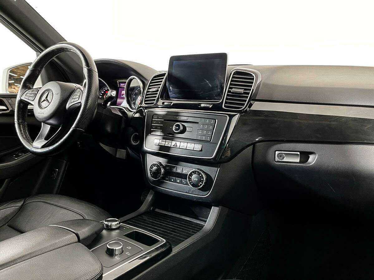 Mercedes-Benz GLE с пробегом — 2016 год. Фото: #5