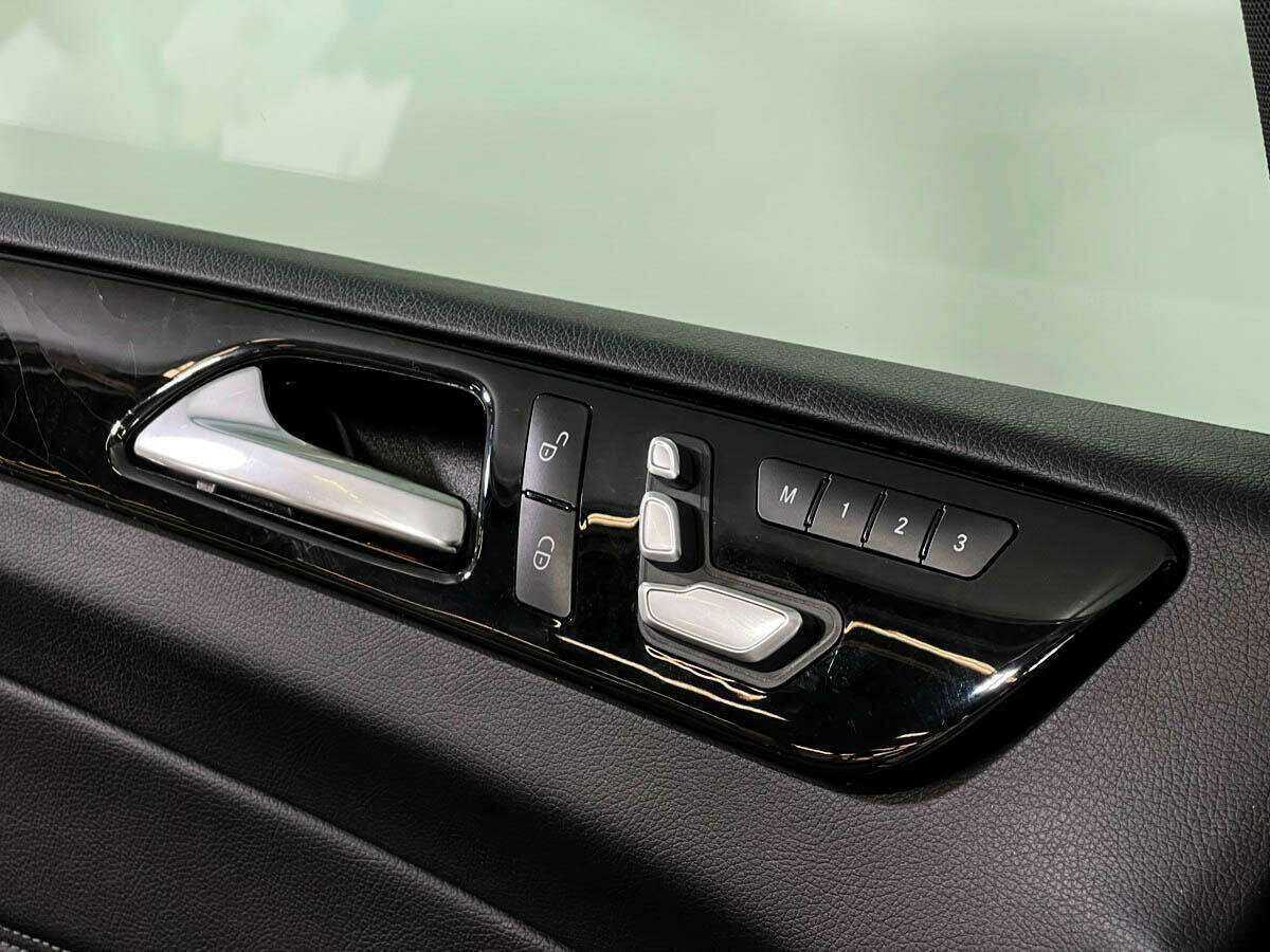 Mercedes-Benz GLE с пробегом — 2016 год. Фото: #10