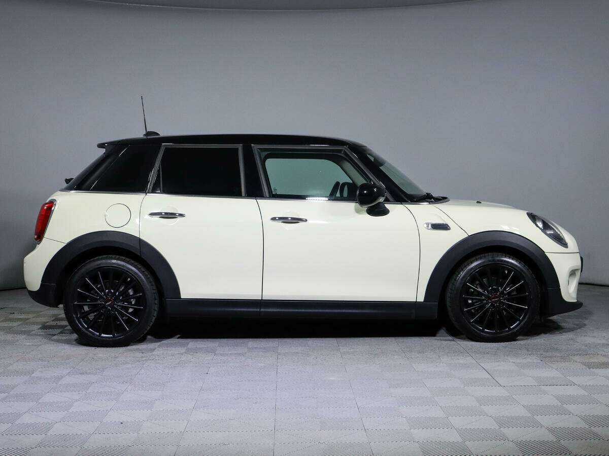 Mini Hatch с пробегом — 2019 год. Фото: #3