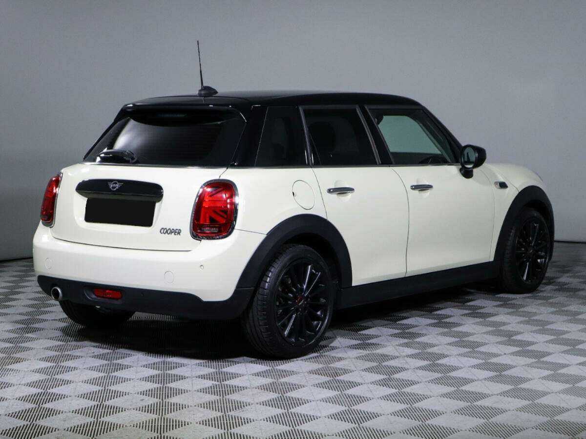 Mini Hatch с пробегом — 2019 год. Фото: #4