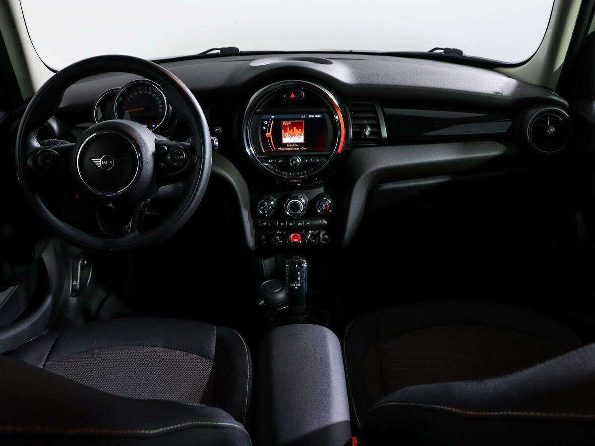 Mini Hatch с пробегом — 2019 год. Фото: #10