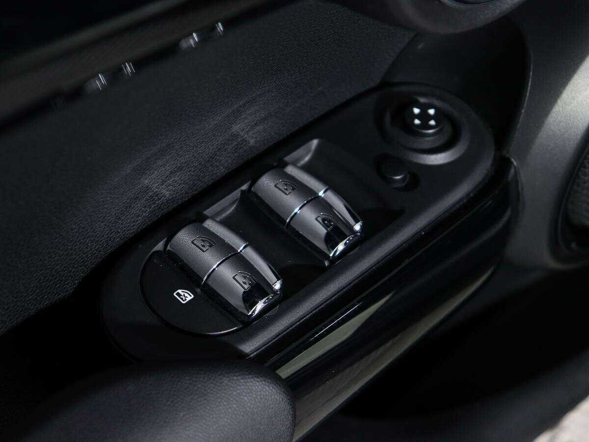 Mini Hatch с пробегом — 2019 год. Фото: #15