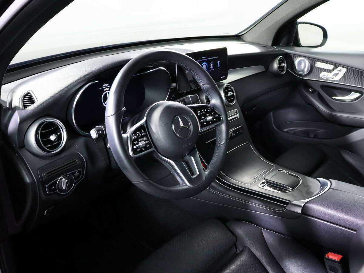 Mercedes-Benz GLC Coupe с пробегом — 2020 год. Фото: #11
