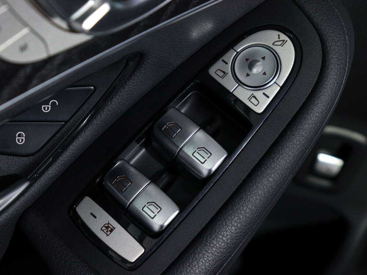 Mercedes-Benz GLC Coupe с пробегом — 2020 год. Фото: #16