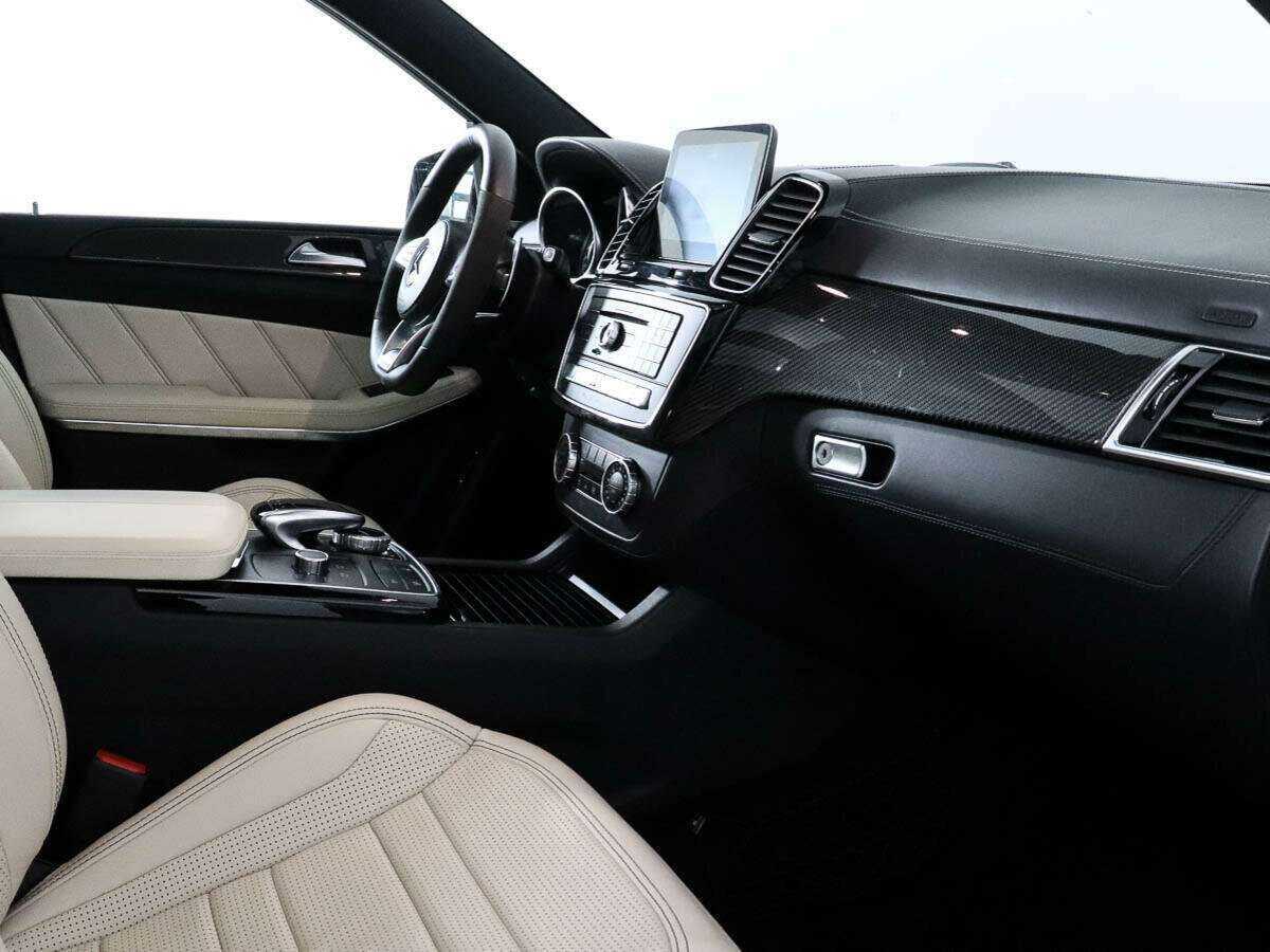 Mercedes-Benz GLS AMG с пробегом — 2016 год. Фото: #6