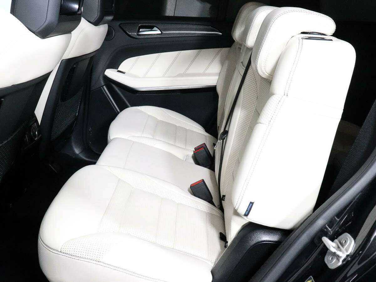 Mercedes-Benz GLS AMG с пробегом — 2016 год. Фото: #9