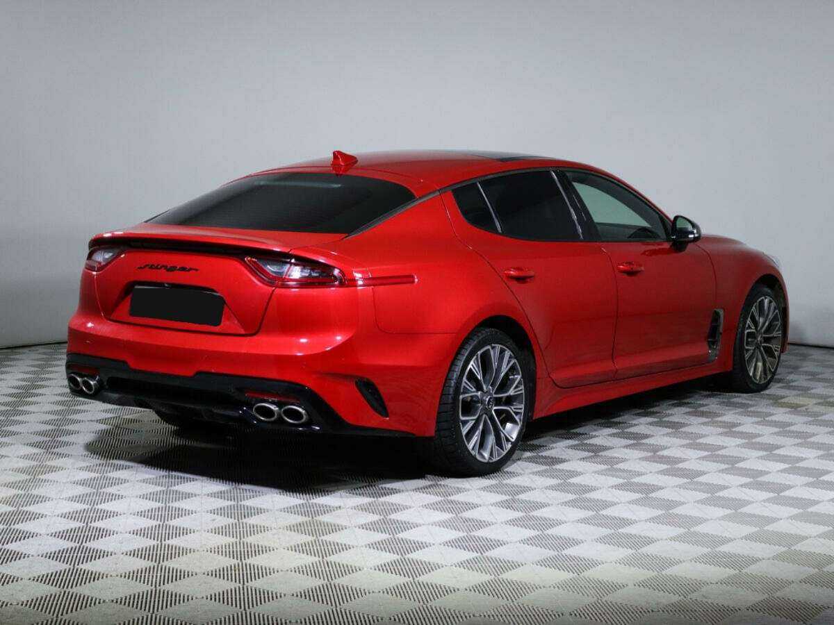 Kia Stinger с пробегом — 2018 год. Фото: #4