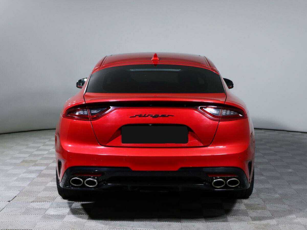Kia Stinger с пробегом — 2018 год. Фото: #5