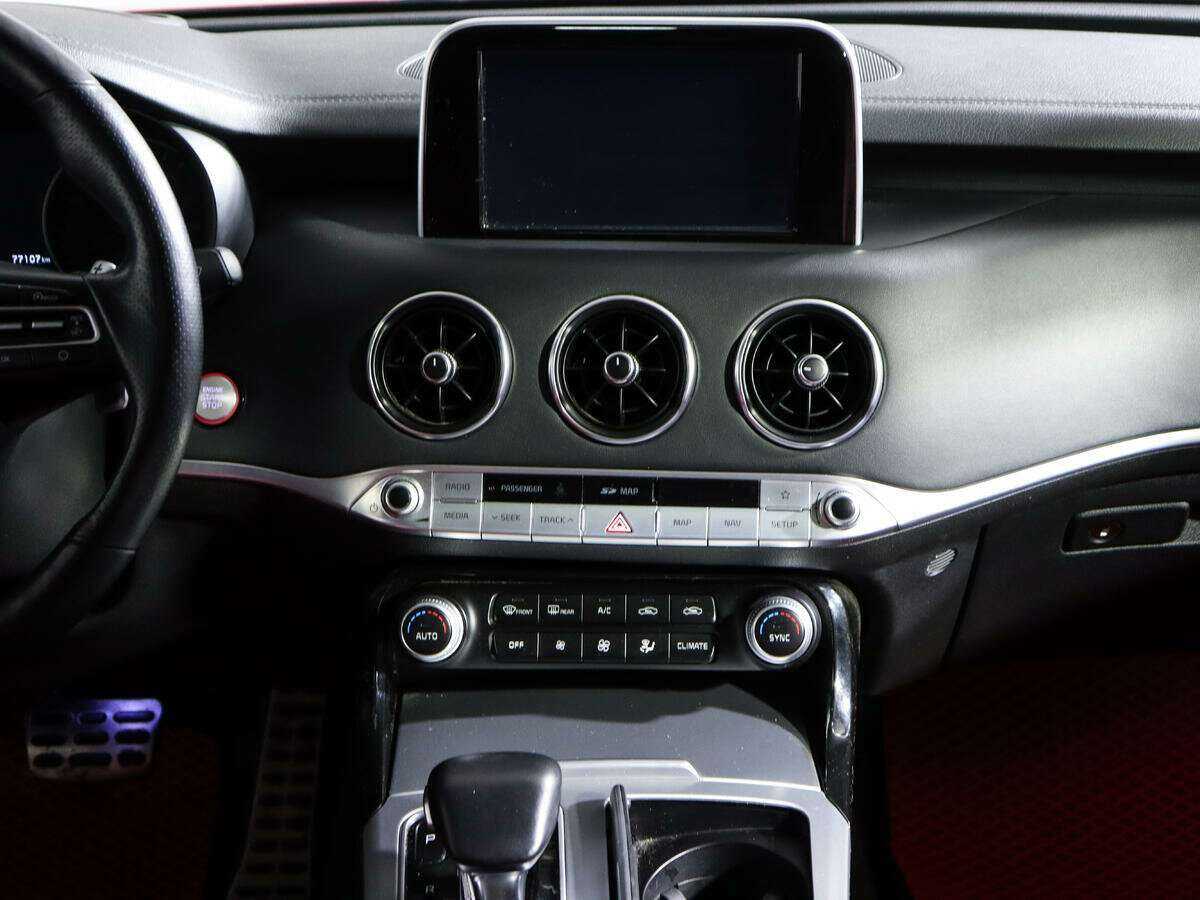 Kia Stinger с пробегом — 2018 год. Фото: #12