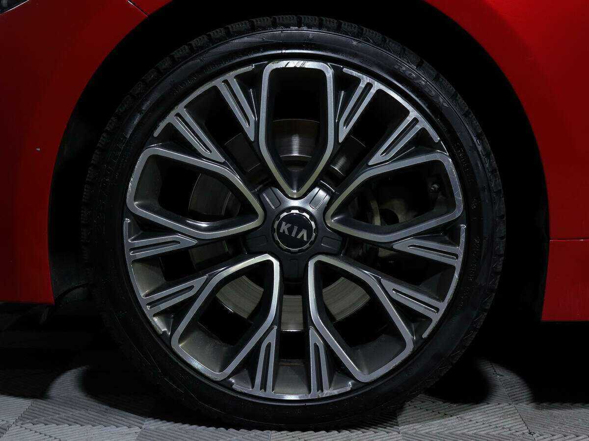 Kia Stinger с пробегом — 2018 год. Фото: #14