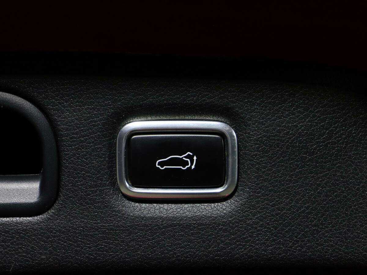 Kia Stinger с пробегом — 2018 год. Фото: #18