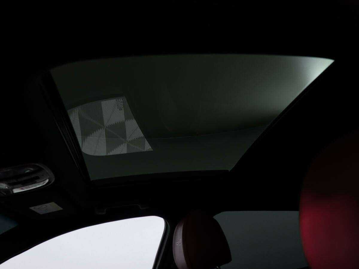 Kia Stinger с пробегом — 2018 год. Фото: #21