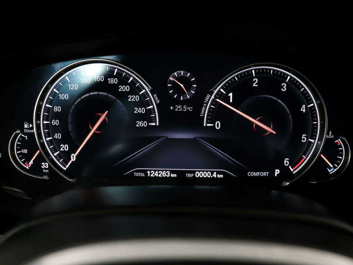 BMW 5 серии с пробегом — 2018 год. Фото: #8