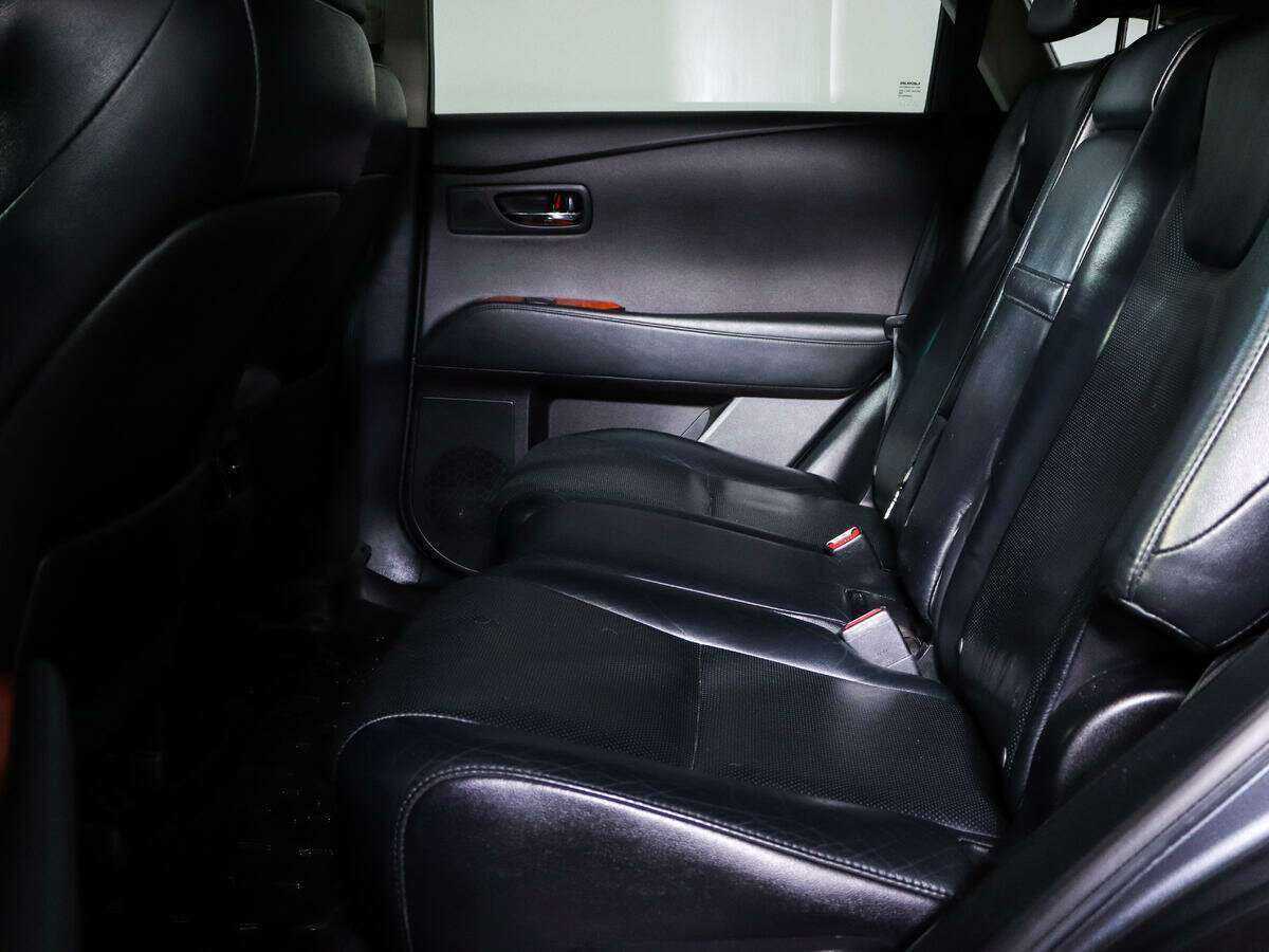 Lexus RX с пробегом — 2010 год. Фото: #8