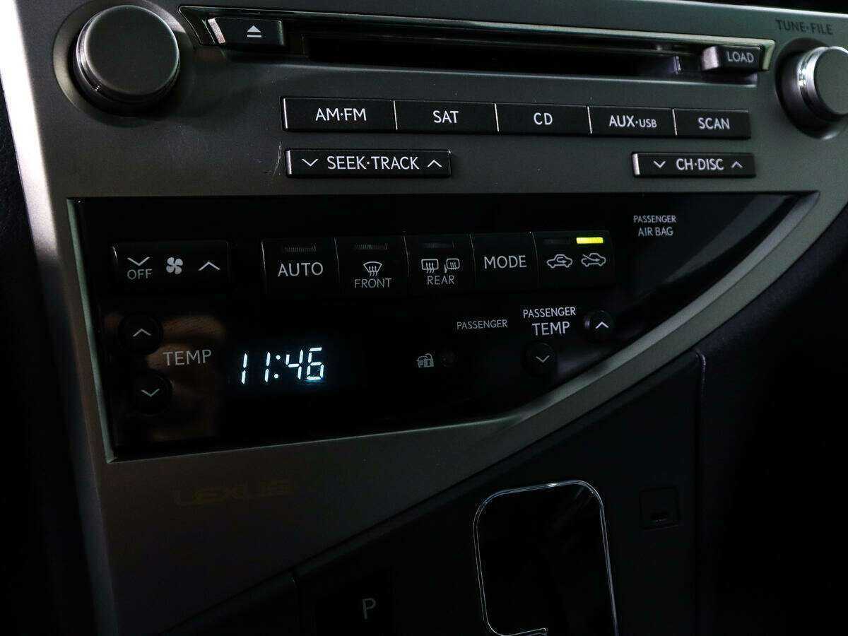 Lexus RX с пробегом — 2010 год. Фото: #16