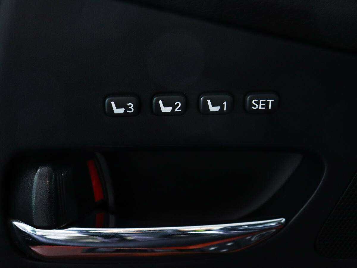 Lexus RX с пробегом — 2010 год. Фото: #20