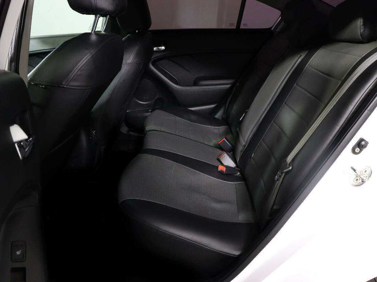 Kia Cerato с пробегом — 2018 год. Фото: #9