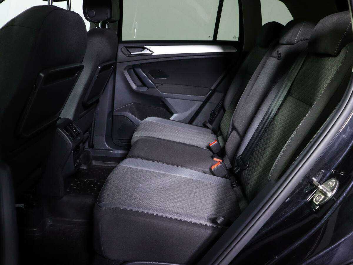 Volkswagen Tiguan с пробегом — 2020 год. Фото: #7