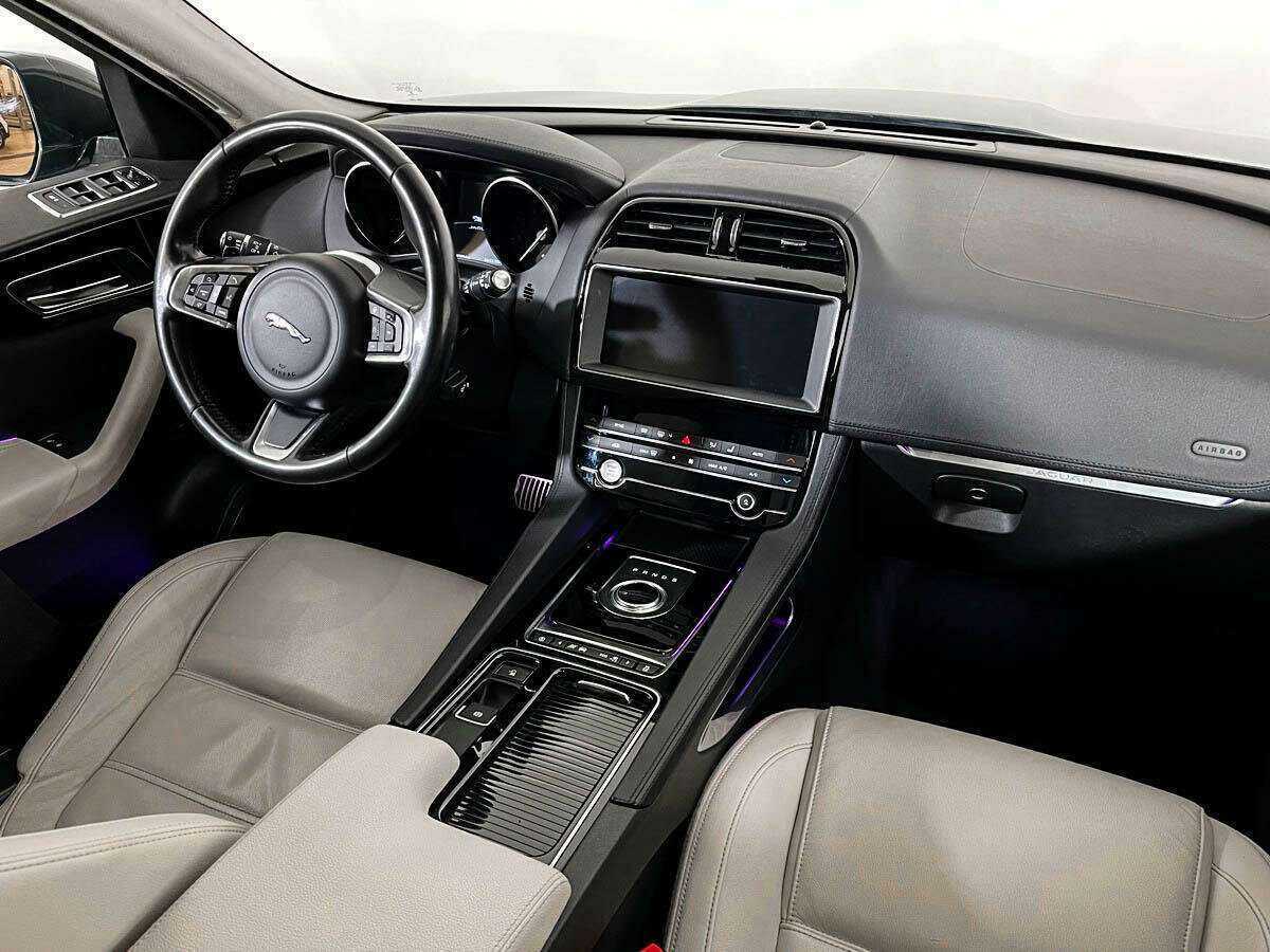 Jaguar F-Pace с пробегом — 2019 год. Фото: #5