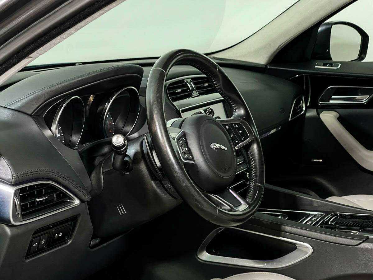 Jaguar F-Pace с пробегом — 2019 год. Фото: #9