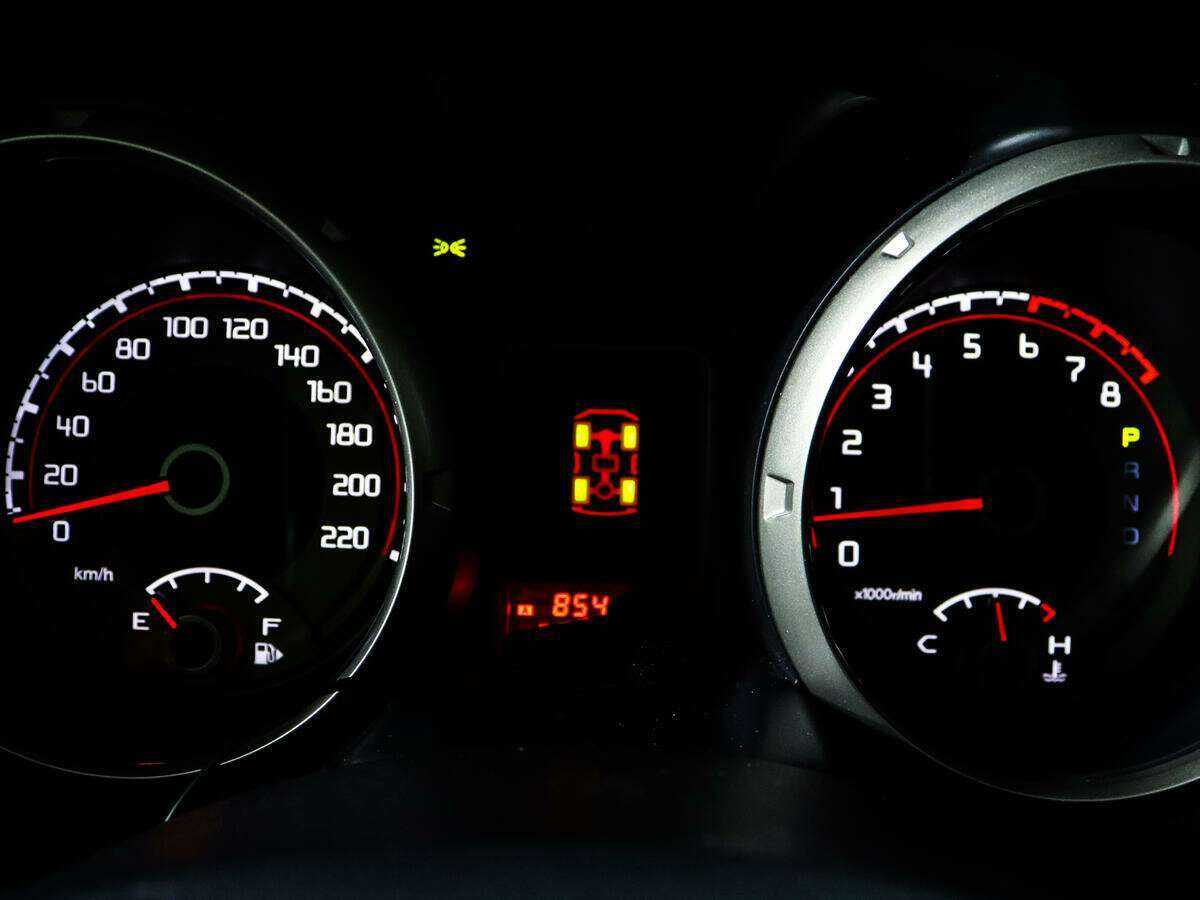 Mitsubishi Pajero с пробегом — 2021 год. Фото: #8