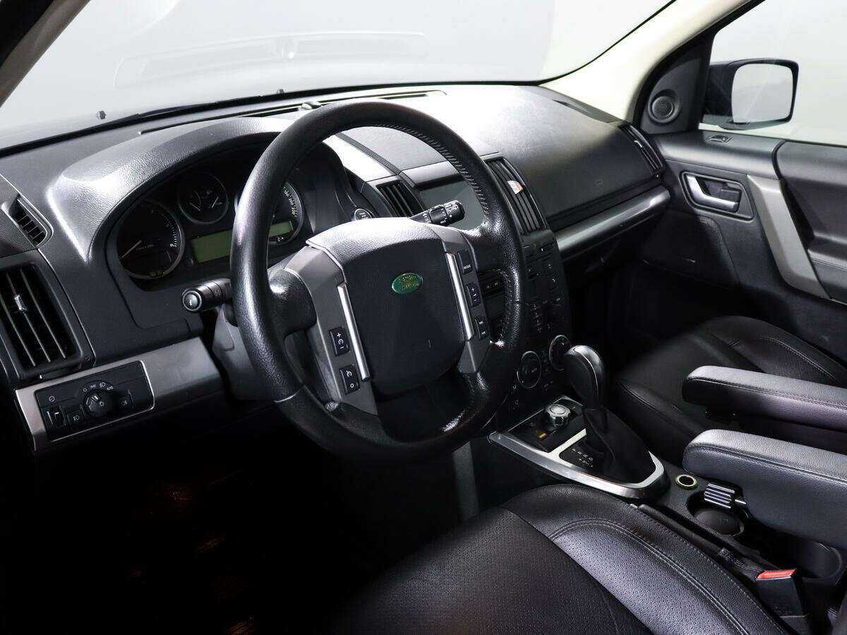 Land Rover Freelander с пробегом — 2008 год. Фото: #12