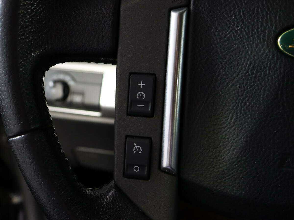 Land Rover Freelander с пробегом — 2008 год. Фото: #18