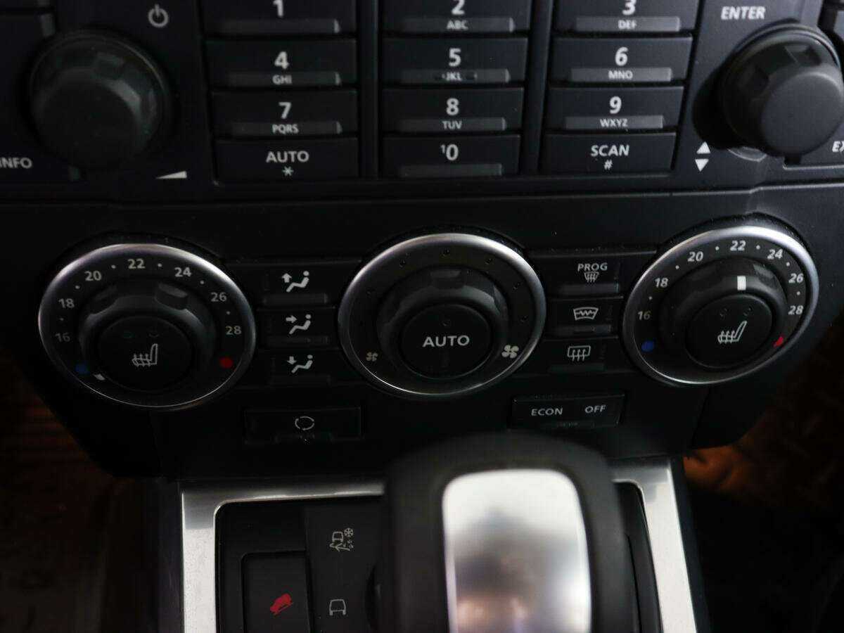 Land Rover Freelander с пробегом — 2008 год. Фото: #19