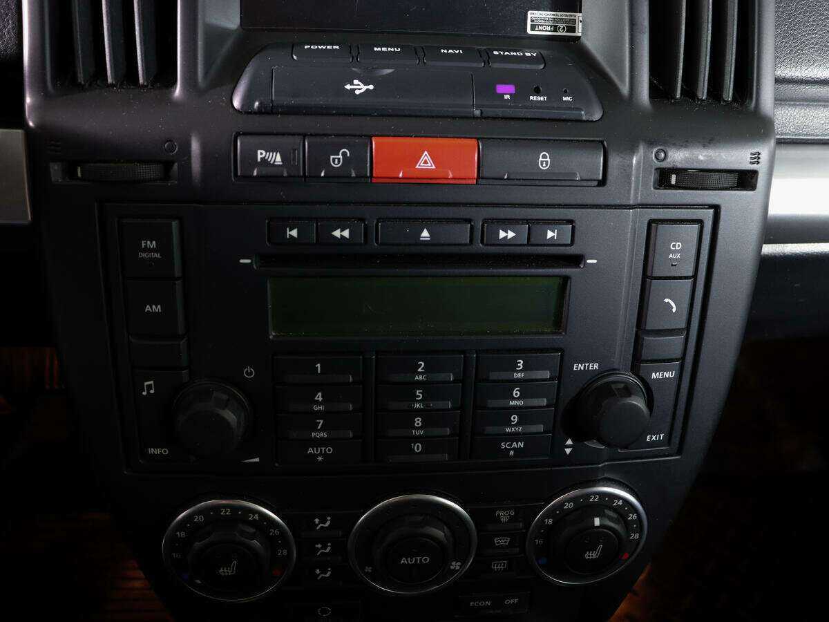 Land Rover Freelander с пробегом — 2008 год. Фото: #20