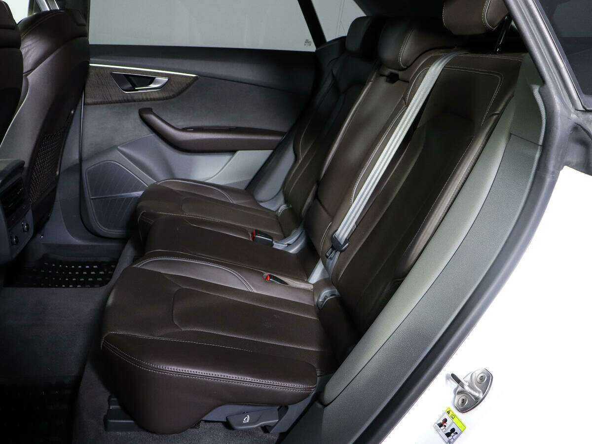 Audi Q8 с пробегом — 2019 год. Фото: #9