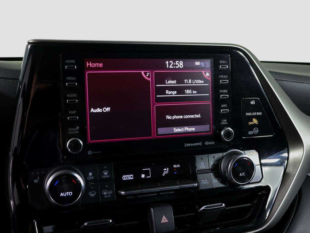 Toyota Highlander с пробегом — 2020 год. Фото: #23