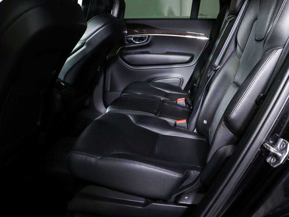 Volvo XC90 с пробегом — 2015 год. Фото: #8