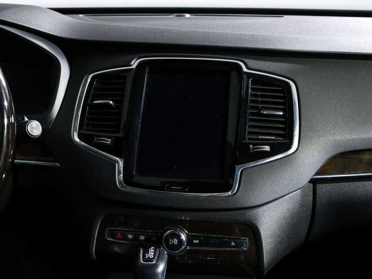 Volvo XC90 с пробегом — 2015 год. Фото: #11