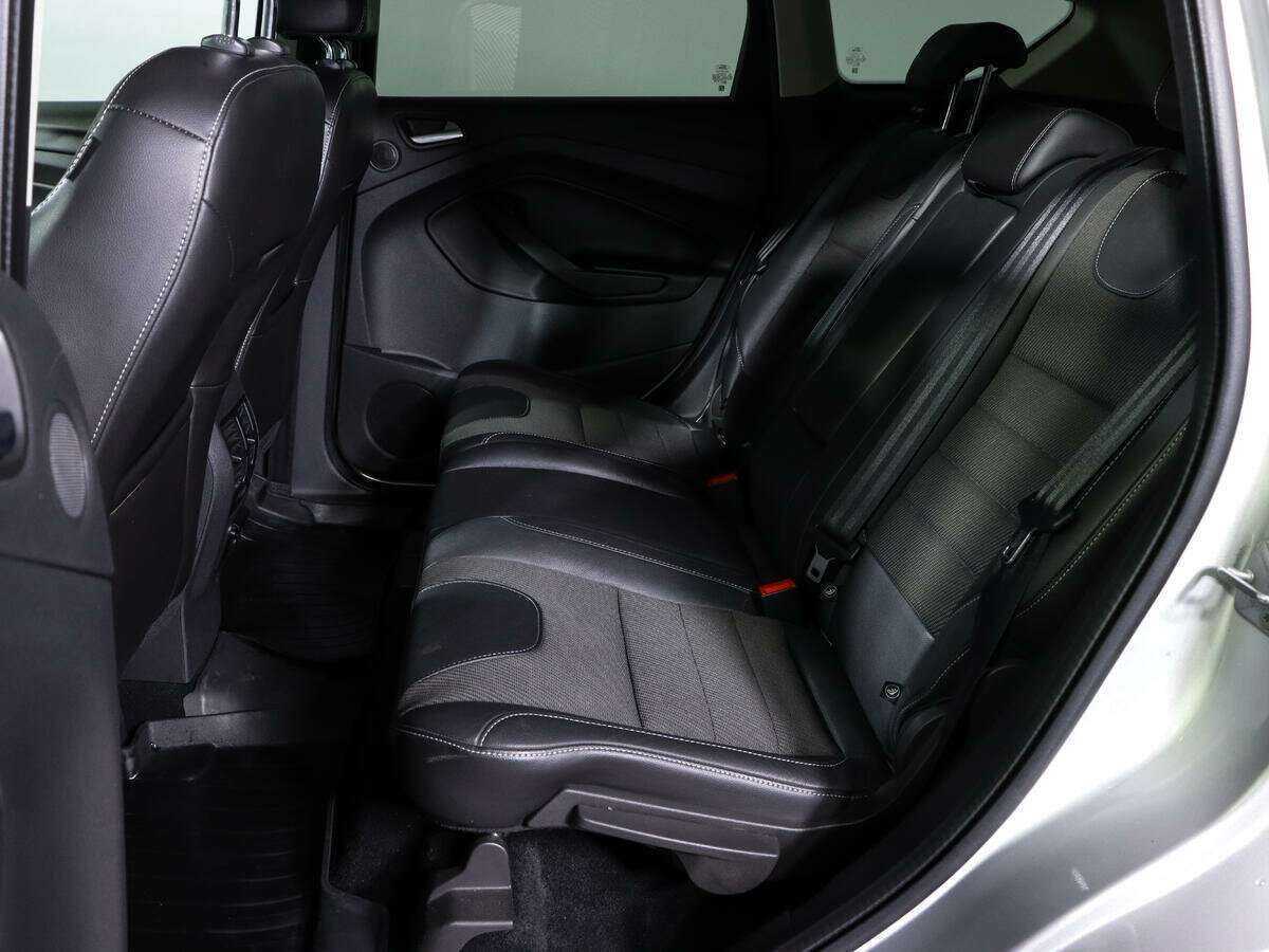 Ford Kuga с пробегом — 2013 год. Фото: #5