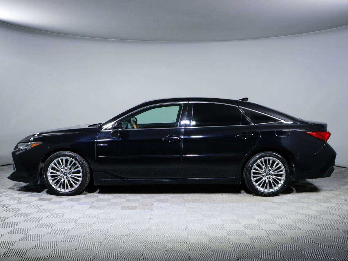 Toyota Avalon с пробегом — 2018 год. Фото: #7