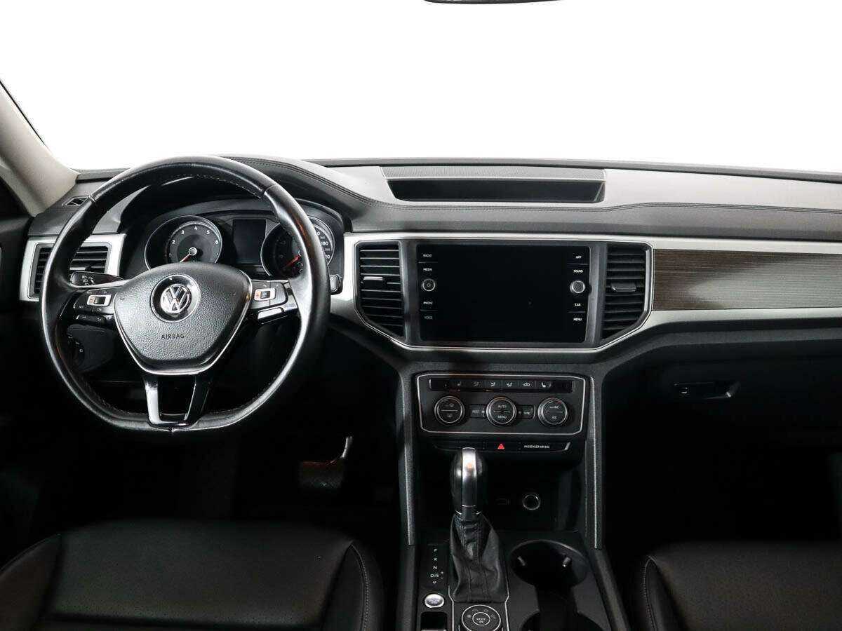 Volkswagen Teramont с пробегом — 2018 год. Фото: #10