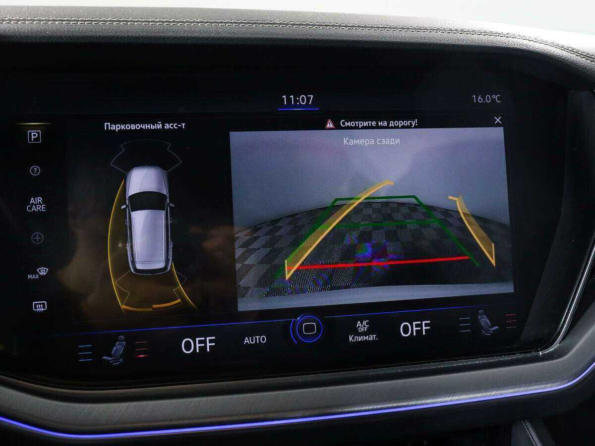 Volkswagen Touareg с пробегом — 2020 год. Фото: #11