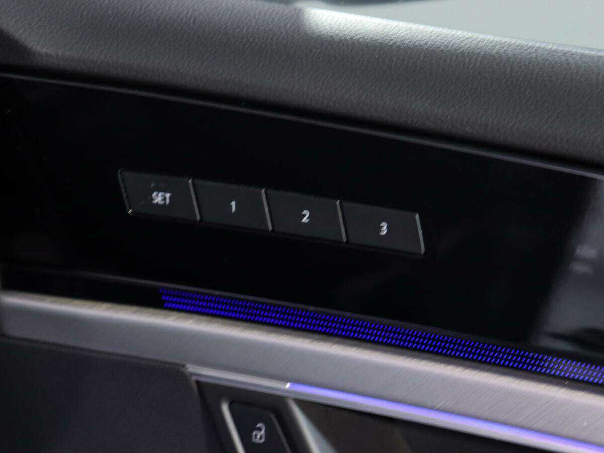 Volkswagen Touareg с пробегом — 2020 год. Фото: #13