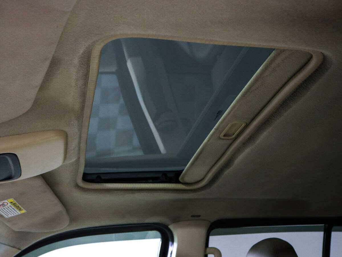 Ford Explorer с пробегом — 2002 год. Фото: #14