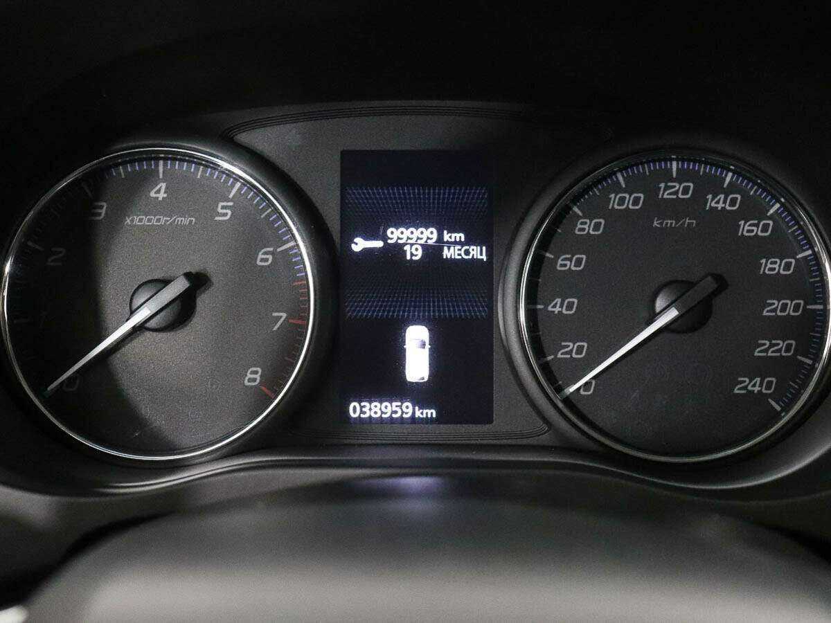 Mitsubishi Outlander с пробегом — 2018 год. Фото: #9