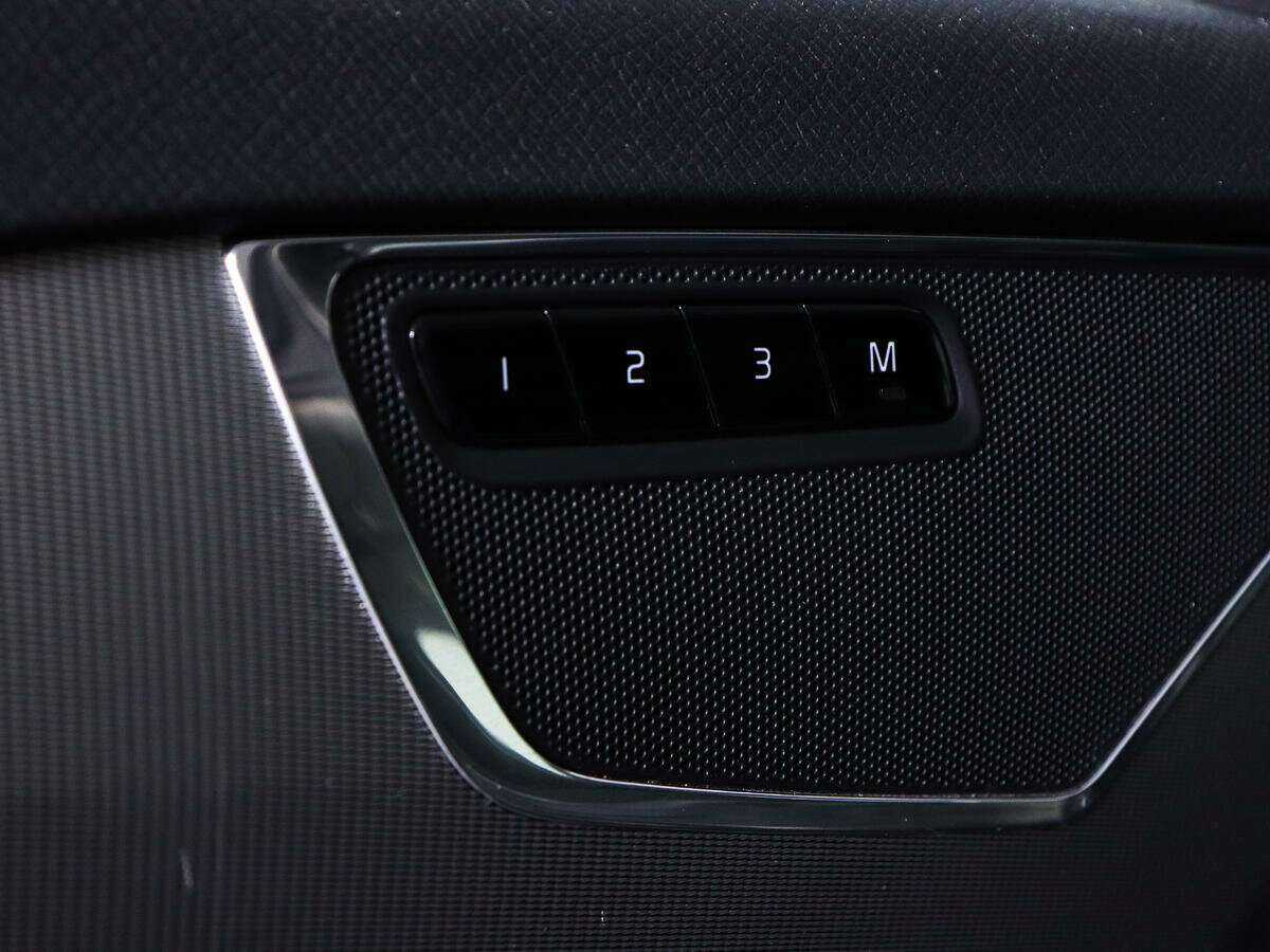 Volvo XC90 с пробегом — 2016 год. Фото: #13