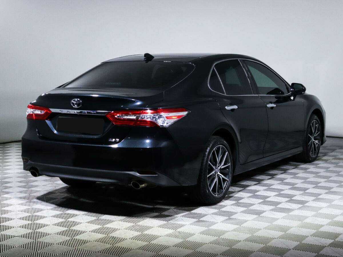 Toyota Camry с пробегом — 2022 год. Фото: #4