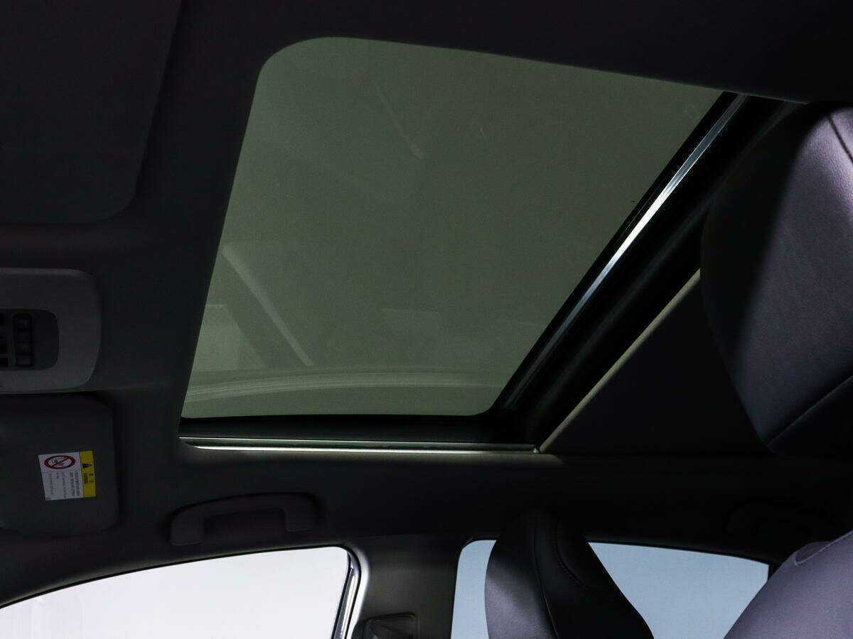 Toyota Camry с пробегом — 2022 год. Фото: #16